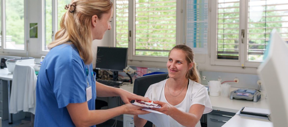 Labor, Laborantin, BMA, Biomedizinische Analytikerin